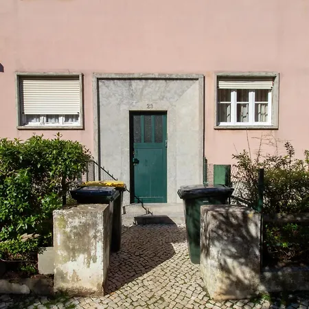 Alvalade Апартаменты *